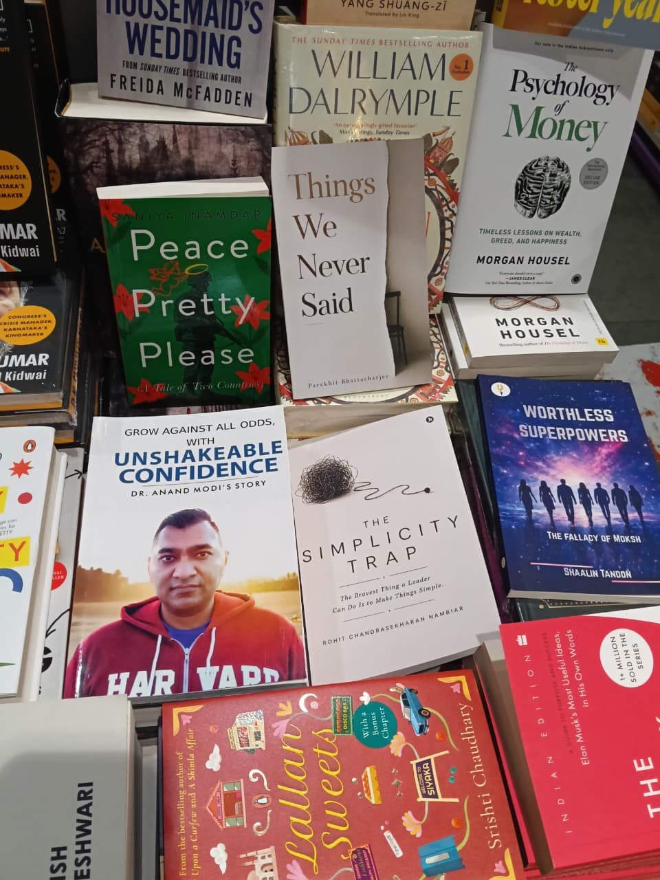 The Simplicity Trap on a front display table at Bahrisons Booksellers, Delhi
